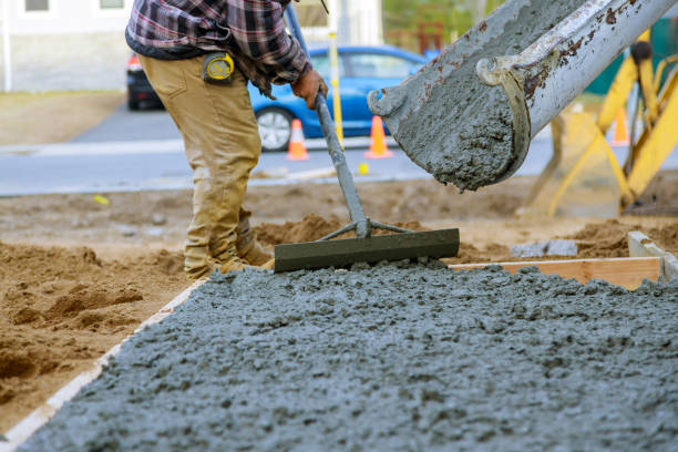 Best Commercial Concrete Contractor  in Montclair, VA